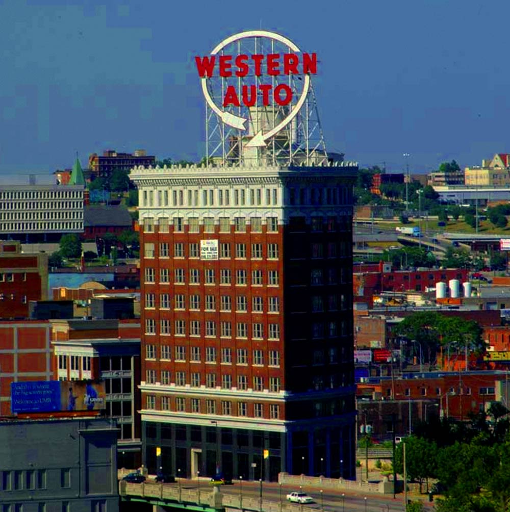 Kansas City's Parade of Hearts 2026